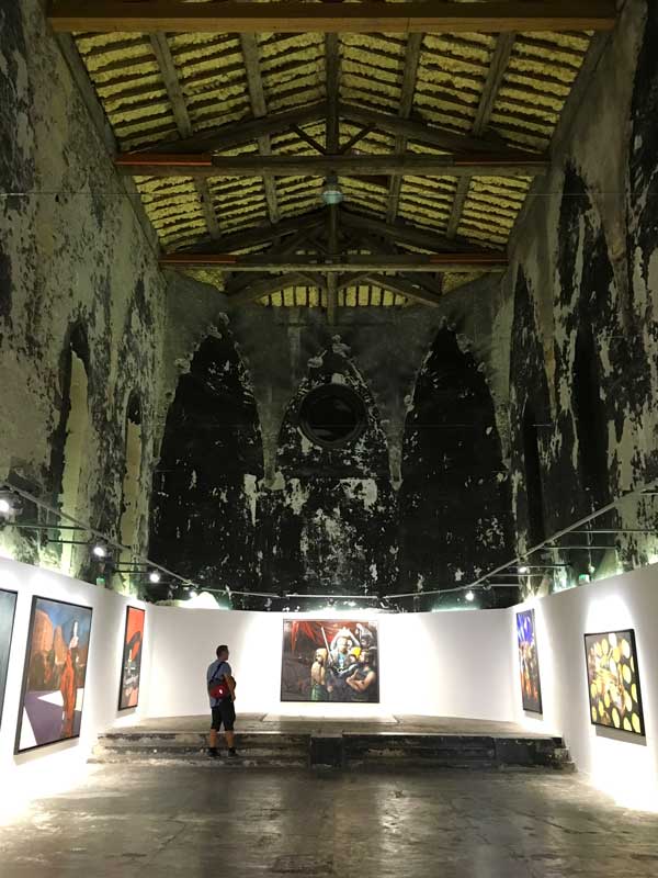 Toller Ausstellungsraum in dieser ehemaligen Kapelle