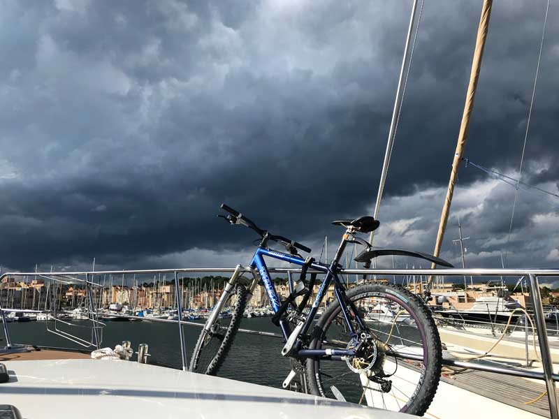 Gewitter im Hafen von Gruissan