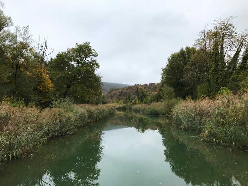 Die Strecke zwischen Besançon und Montbéliard auf dem Canal du Rhône au Rhin ist durchaus malerisch