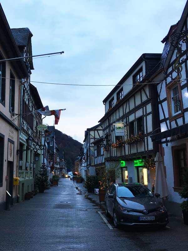 Der Ortskern von Oberwinter besteht fast vollständig aus hübschen kleinen Fachwerkhäusern, die einen sehr gepflegten Eindruck machen