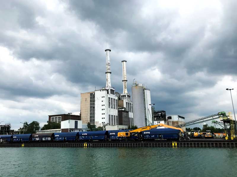Der Chemiepark Marl ist ein Anlaufpunkt für viele der Frachtschiffe, vor der Tankschiffe, auf dem Wesel-Datteln-Kanal